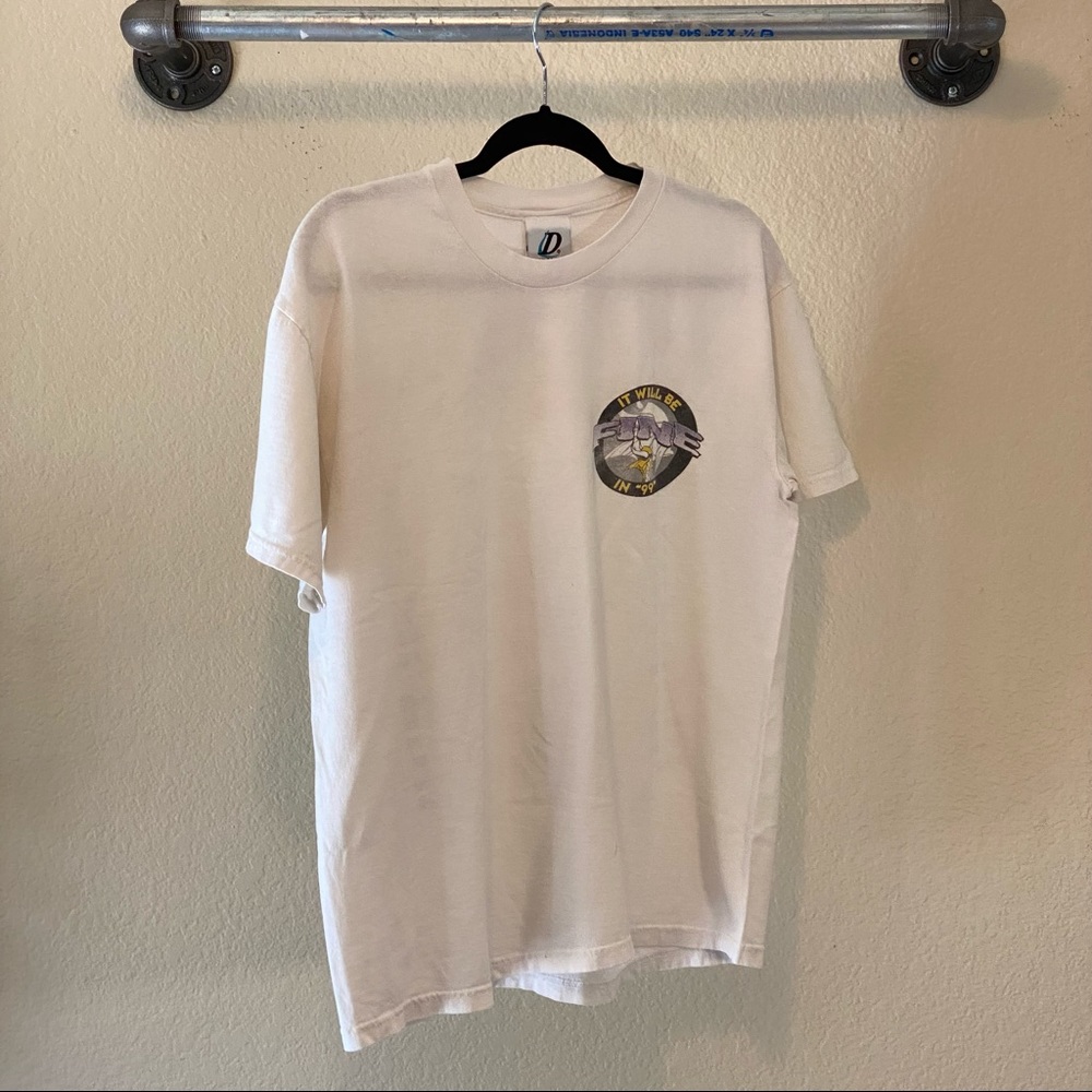Vintage 1999 Minnesota Vikings schedule T-shirt